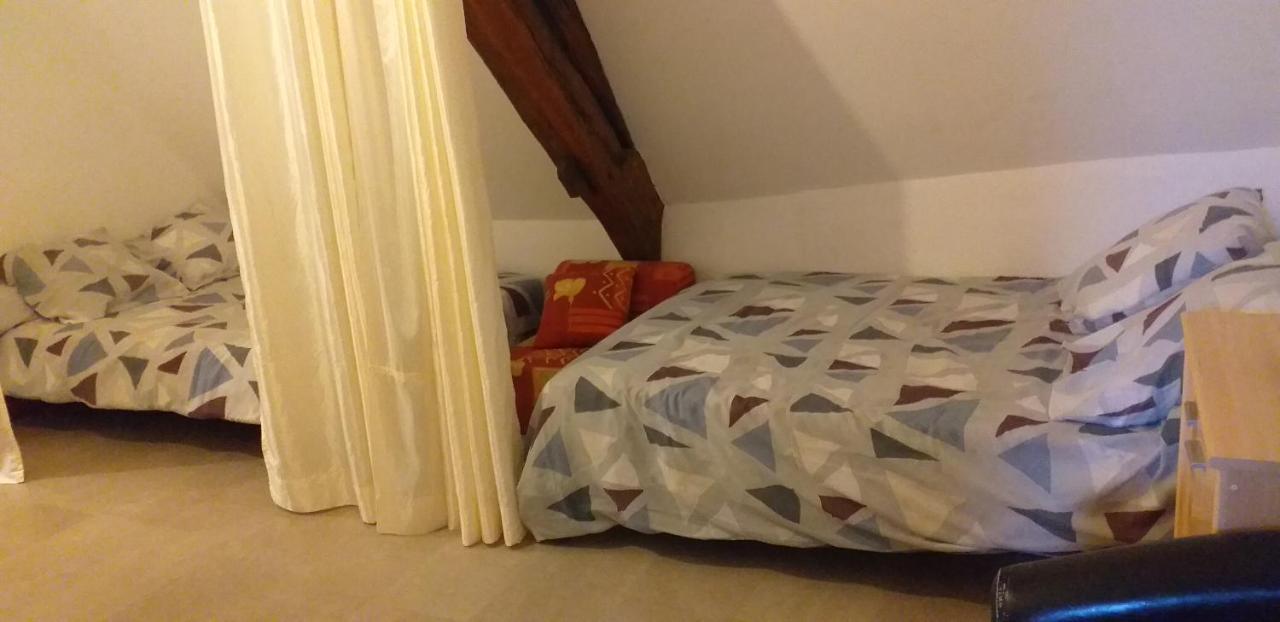 Maison Pour Nombreuses Personnes Pousseaux Bagian luar foto